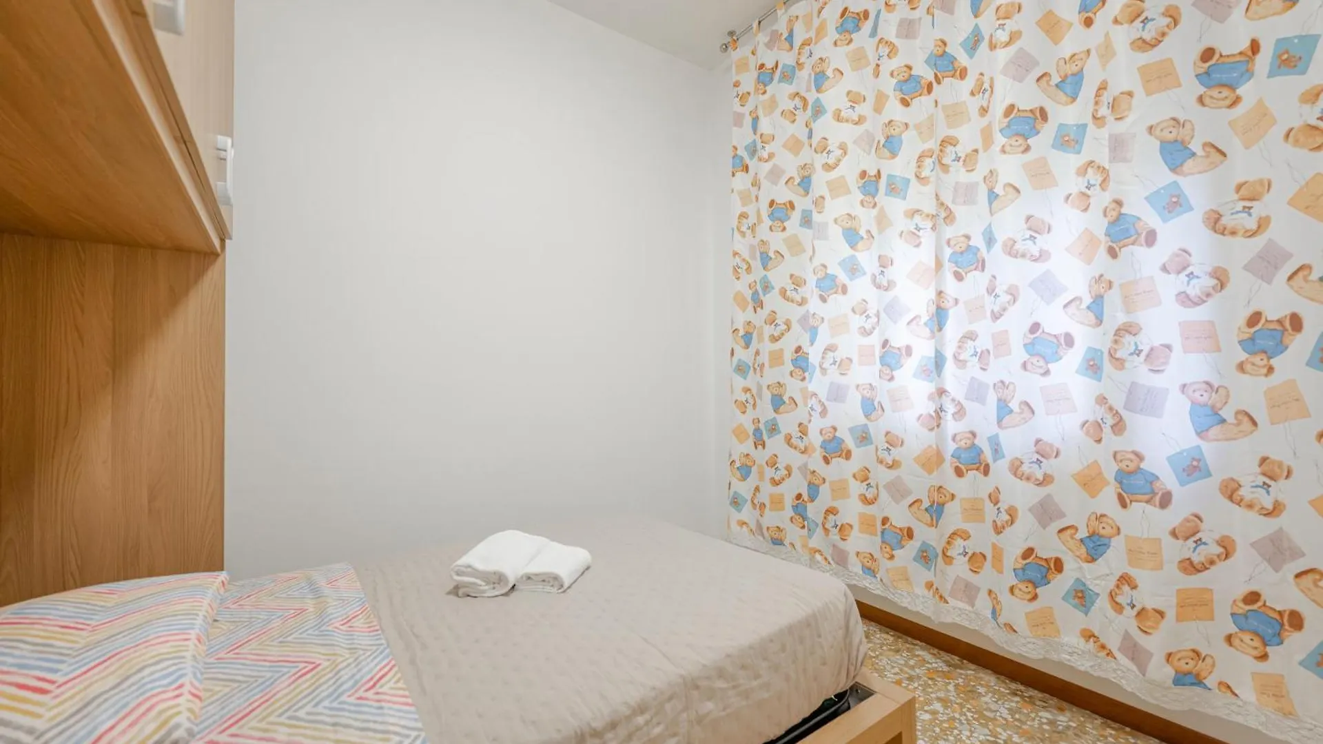 Tatiana Flat-10 Minutes From Venice Apartment 0*,